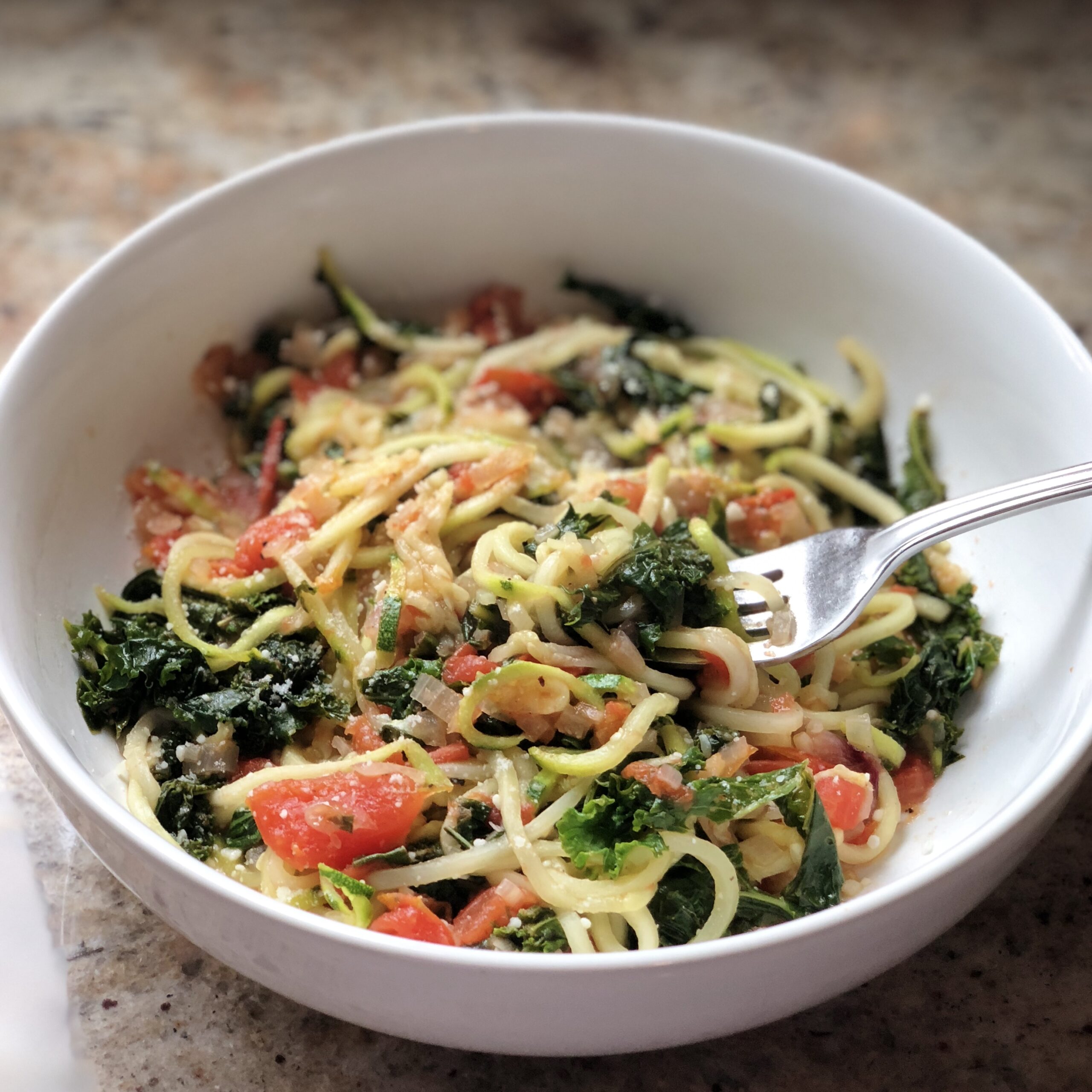 Zucchini Noodles With Tomato and Kale